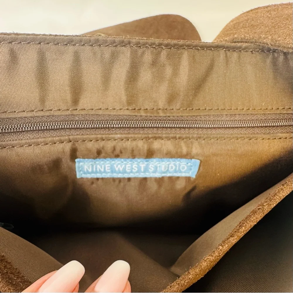 Chocolate brown flap shoulder bag w brass accents - roomy 9x9x4